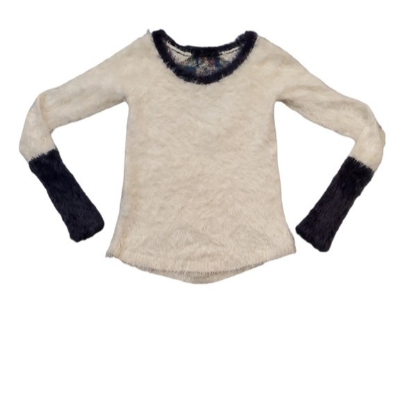 Chaser Fuzzy Eyelash Open Back Sweater - XS - Picture 1 of 6